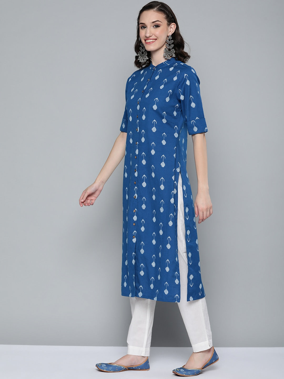 HERE&NOW Women Blue & White Ethnic Motifs Printed Kurta