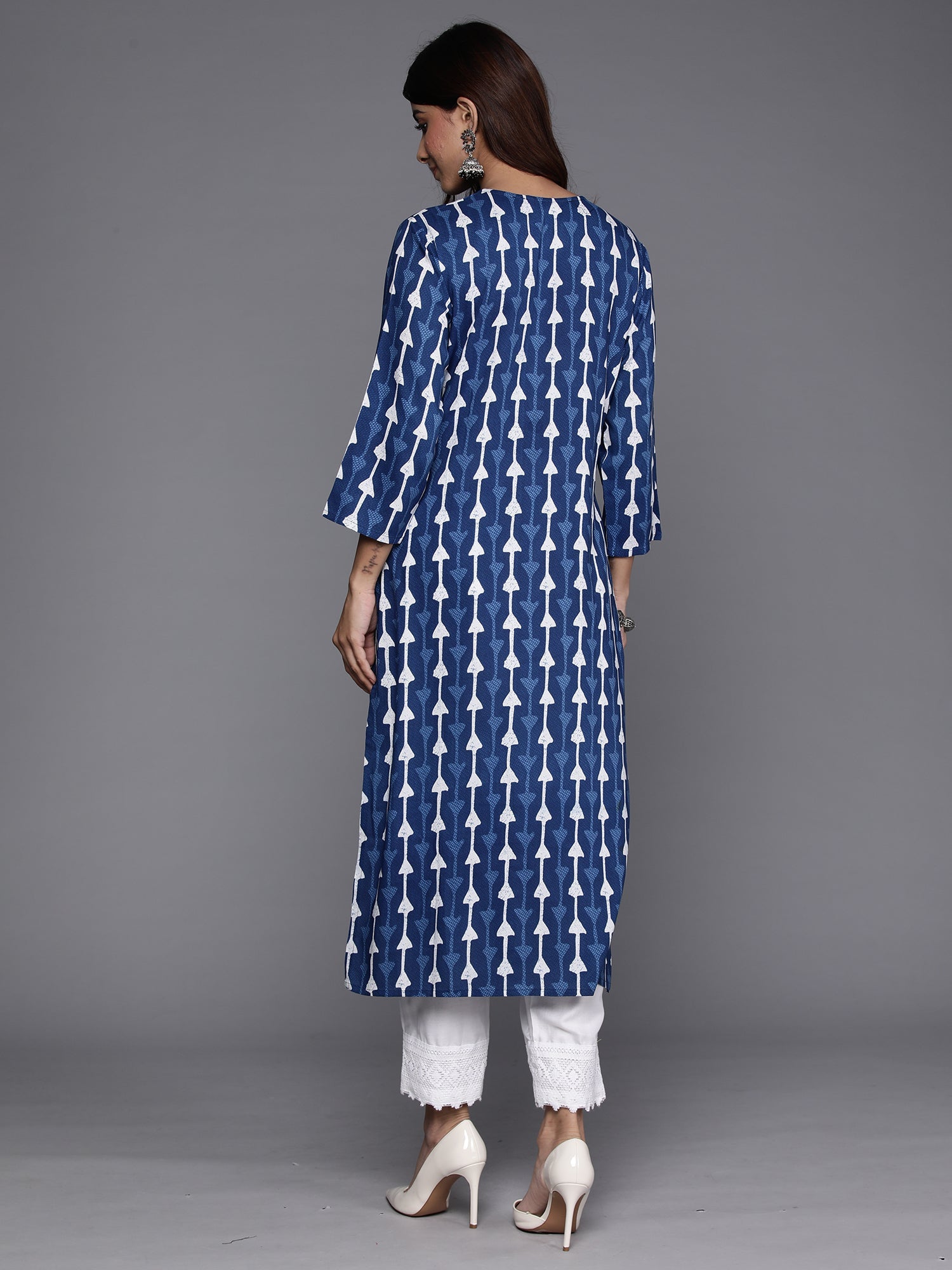 Indo Era Navy Blue Printed Straight Kurta