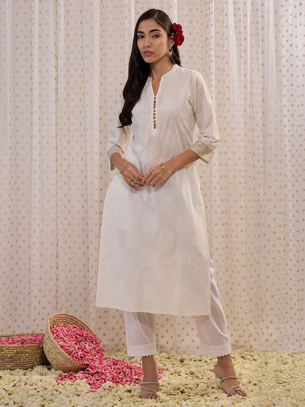 Indo Era Off White Printed Straight Kurta