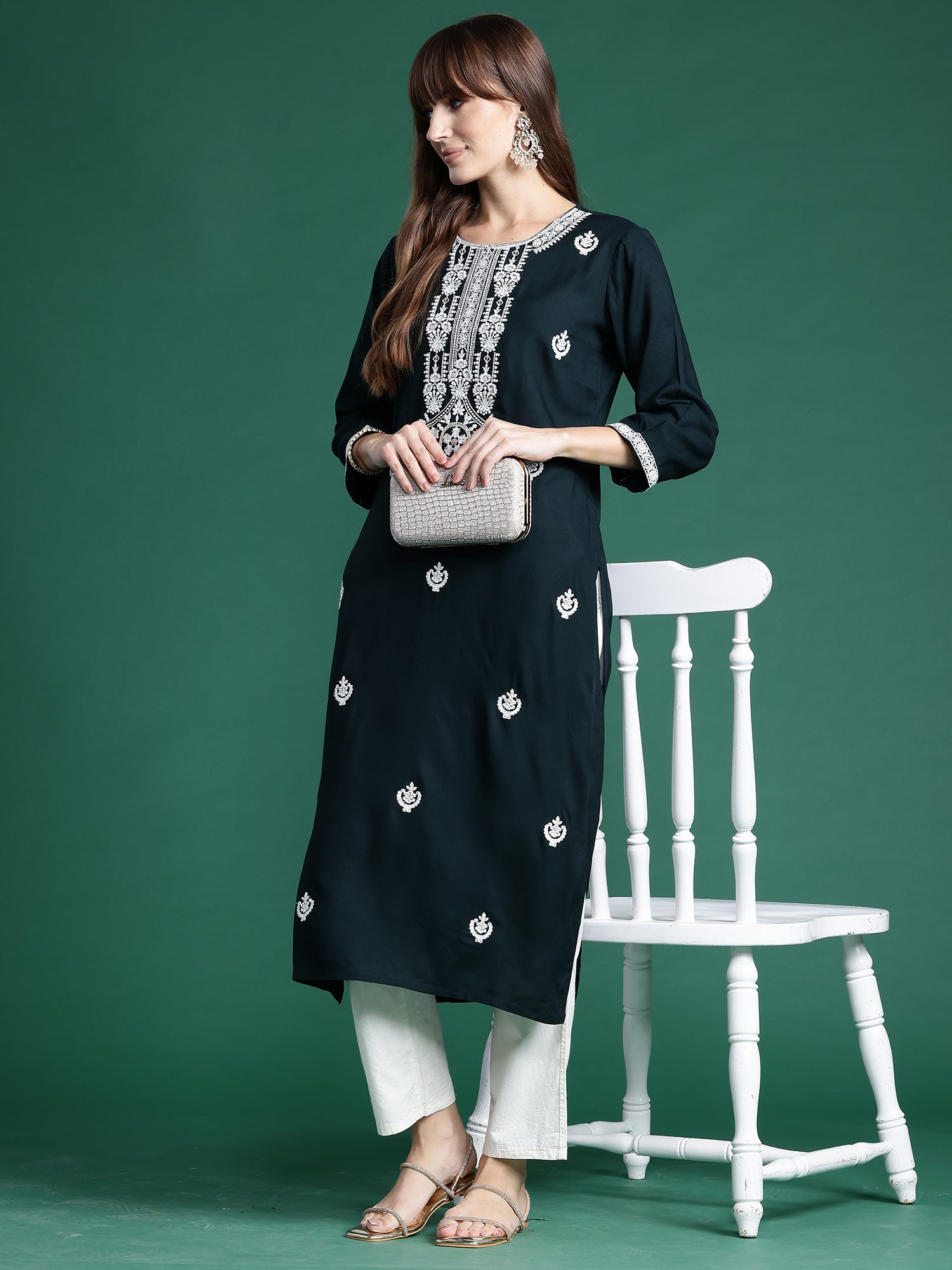 Indo Era Green Embroidered Straight Kurta