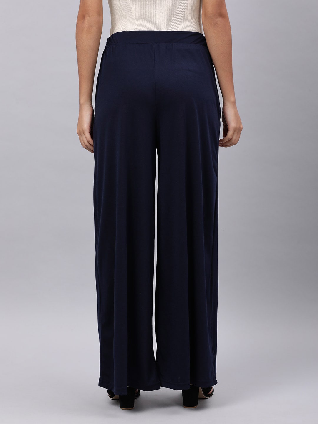 Souchii Women Blue Knitted Palazzos