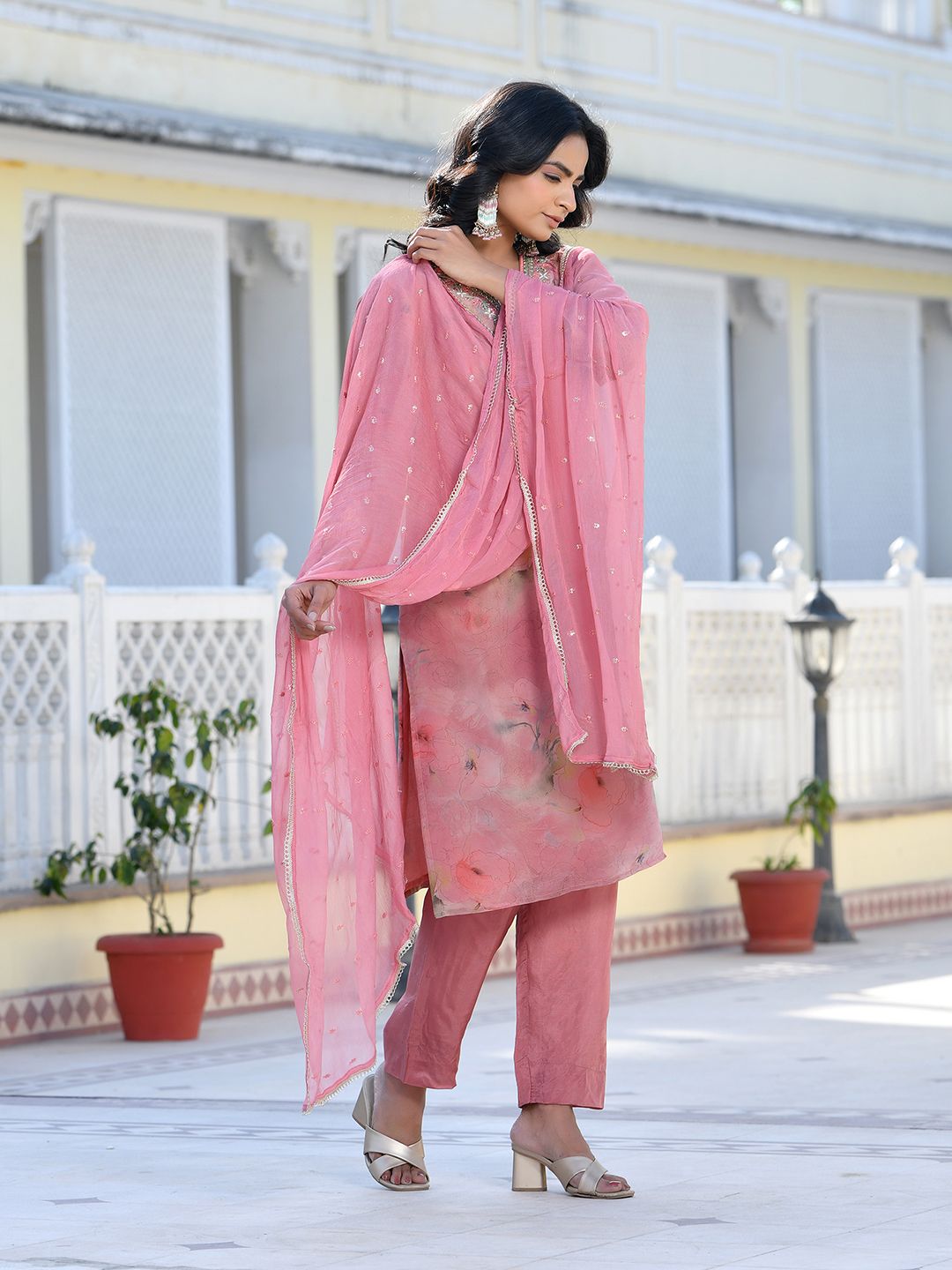 Vaasva Women's Pink Viscose Tissue Digital Printed Suit Set