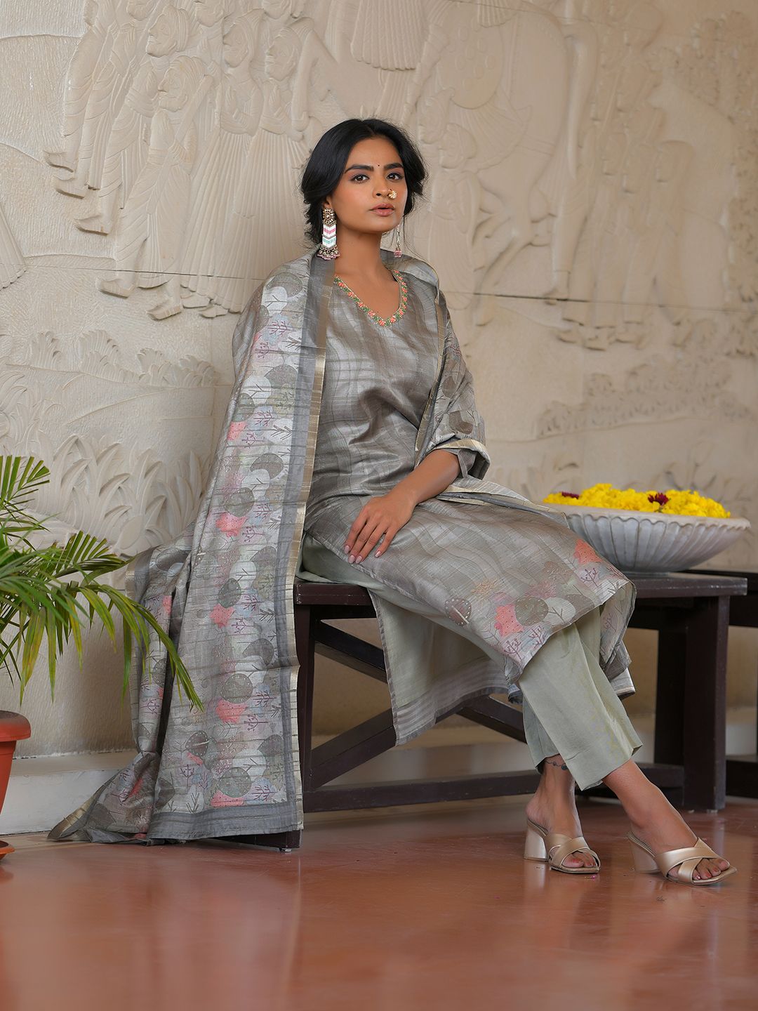 Vaasva Women's Charcoal Grey Silk Digital Printed Suit Set
