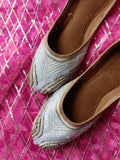 Desi Colour Women Indian Ethnic Footwear-White V Pearl