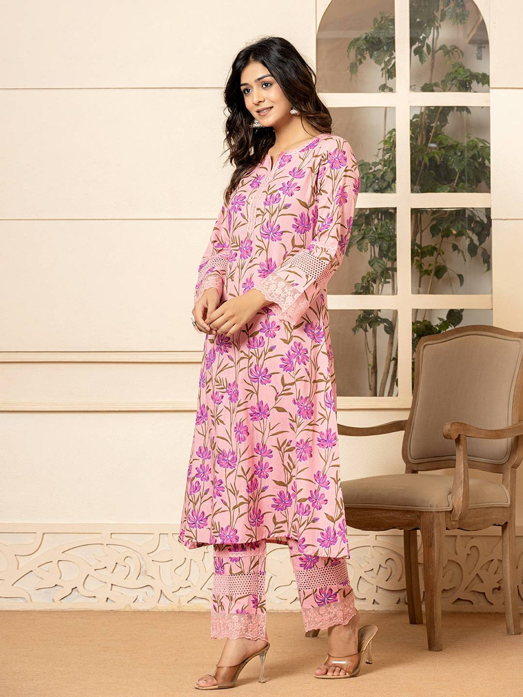 Yufta Pink Cotton Straight Pakistani Style Kurta Set