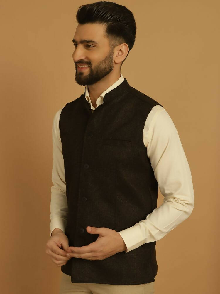 Even Apparels Nehru Jacket With Welt Pockets - Brown