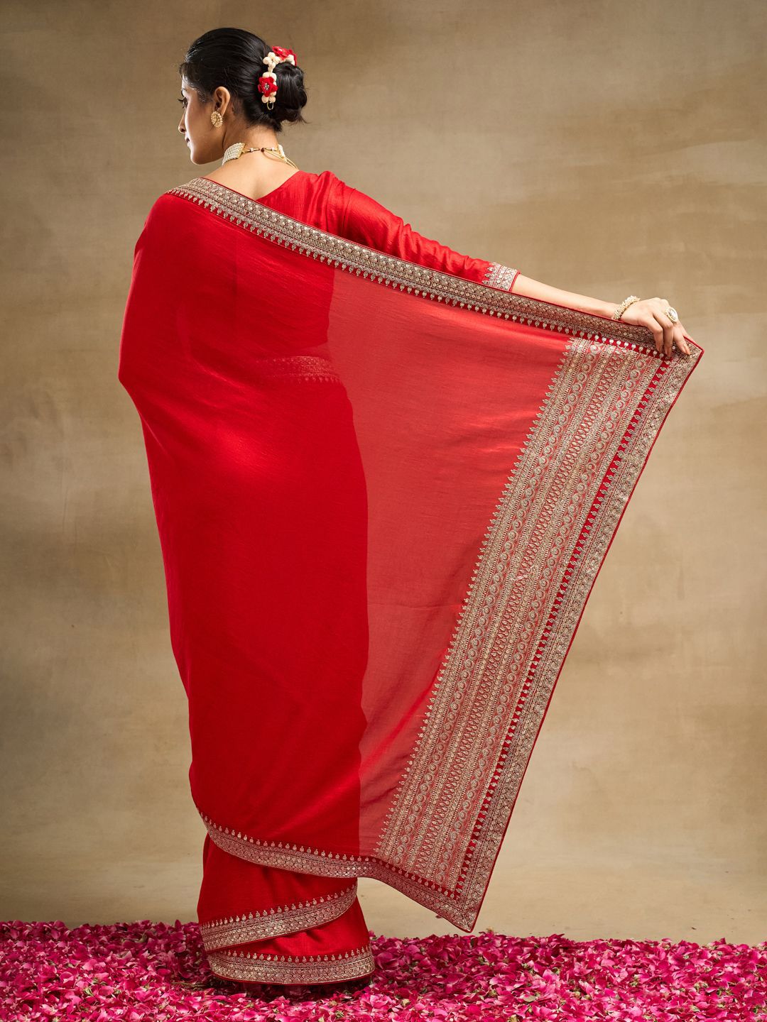 kasee Solid Embroidered Pure Silk Saree