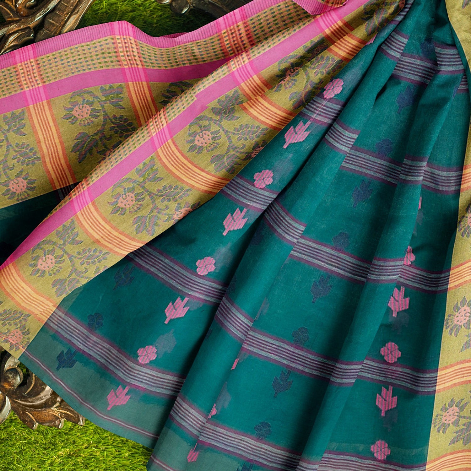 Exclusive Collection 100% Pure Cotton Green Tant Saree With Hand Weaving Work