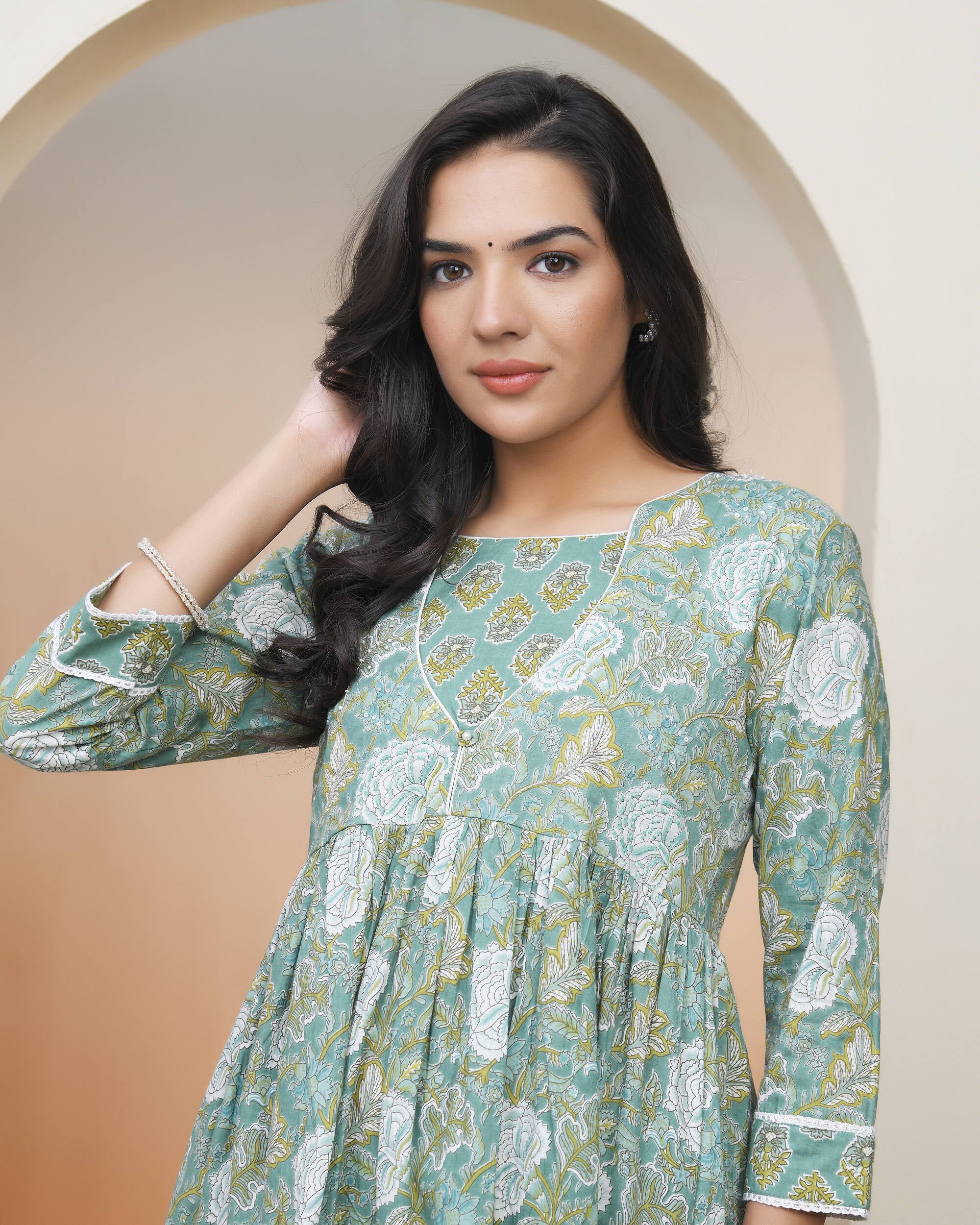 Vaasva Women Ferozi Cotton Kurta With Cotton Pant & Dupatta