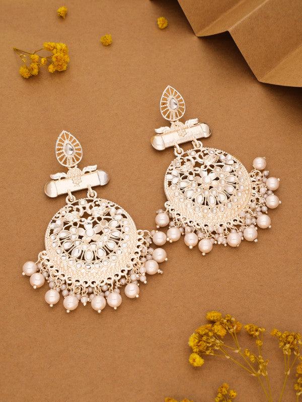 Tehzeeb Creations Fashionable Gold Earrings With Tikka Studded With Kundan And Pearl