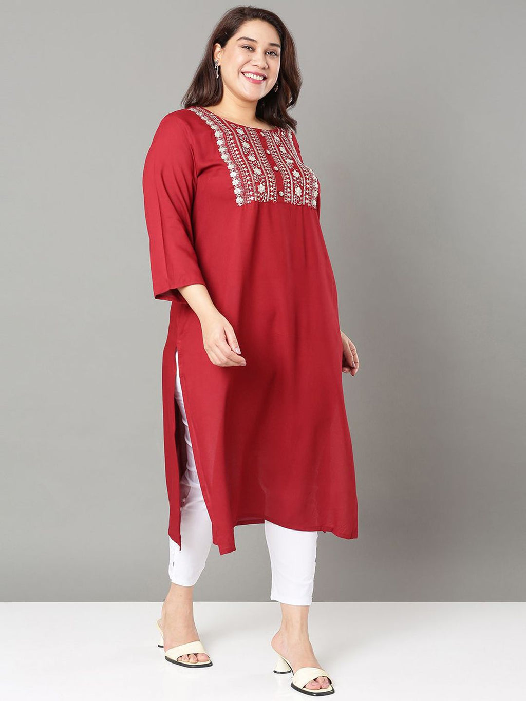 Sztori Plus Size Floral Yoke Design Mirror Work Straight Kurta