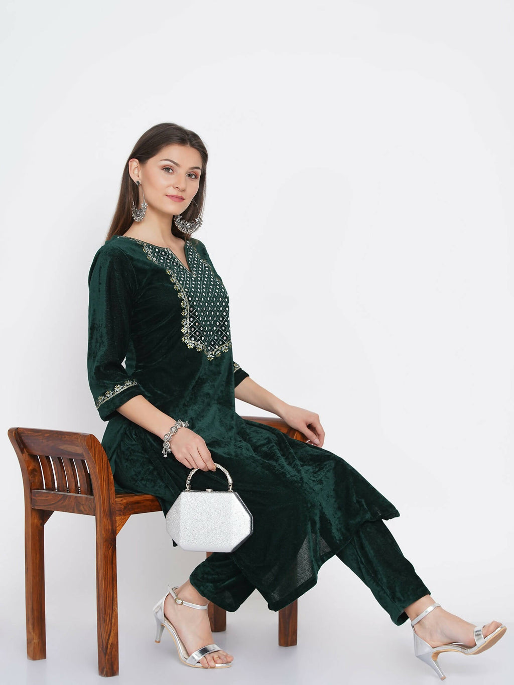 Women Republic Green Velvet Embroidered Kurta With Pant