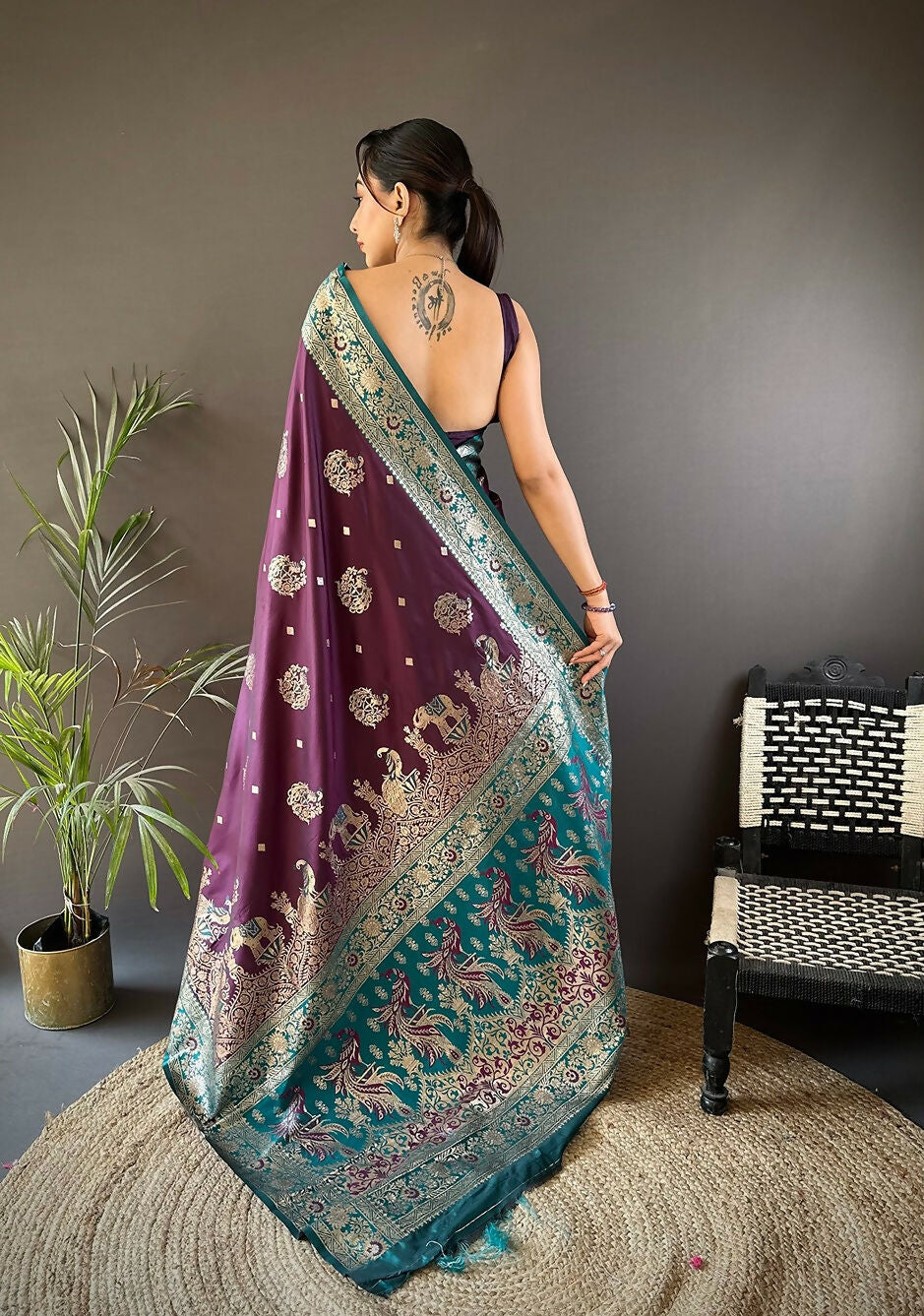 Joban Fashion Dark Green Meenakari Picock Paithani Sarees
