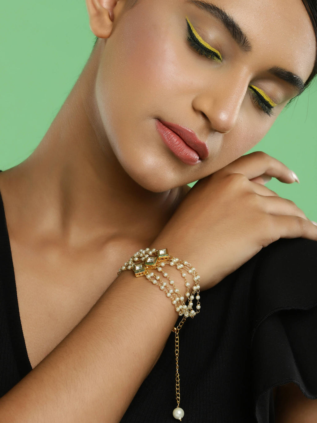 Women's White Bracelet - Ruby Raang