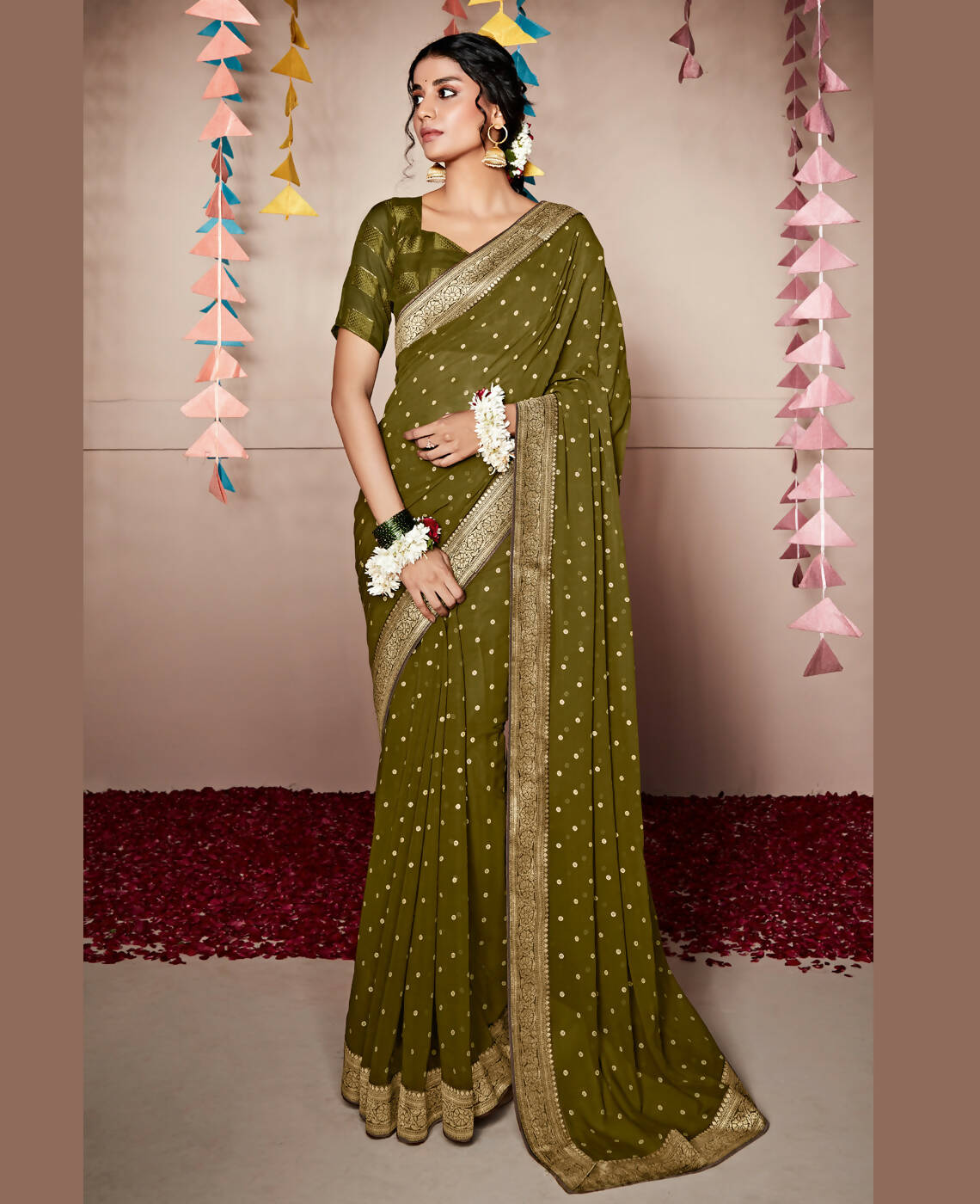 Green Georgette Foil Printed Saree With Unstitched Blouse Piece - Nitya