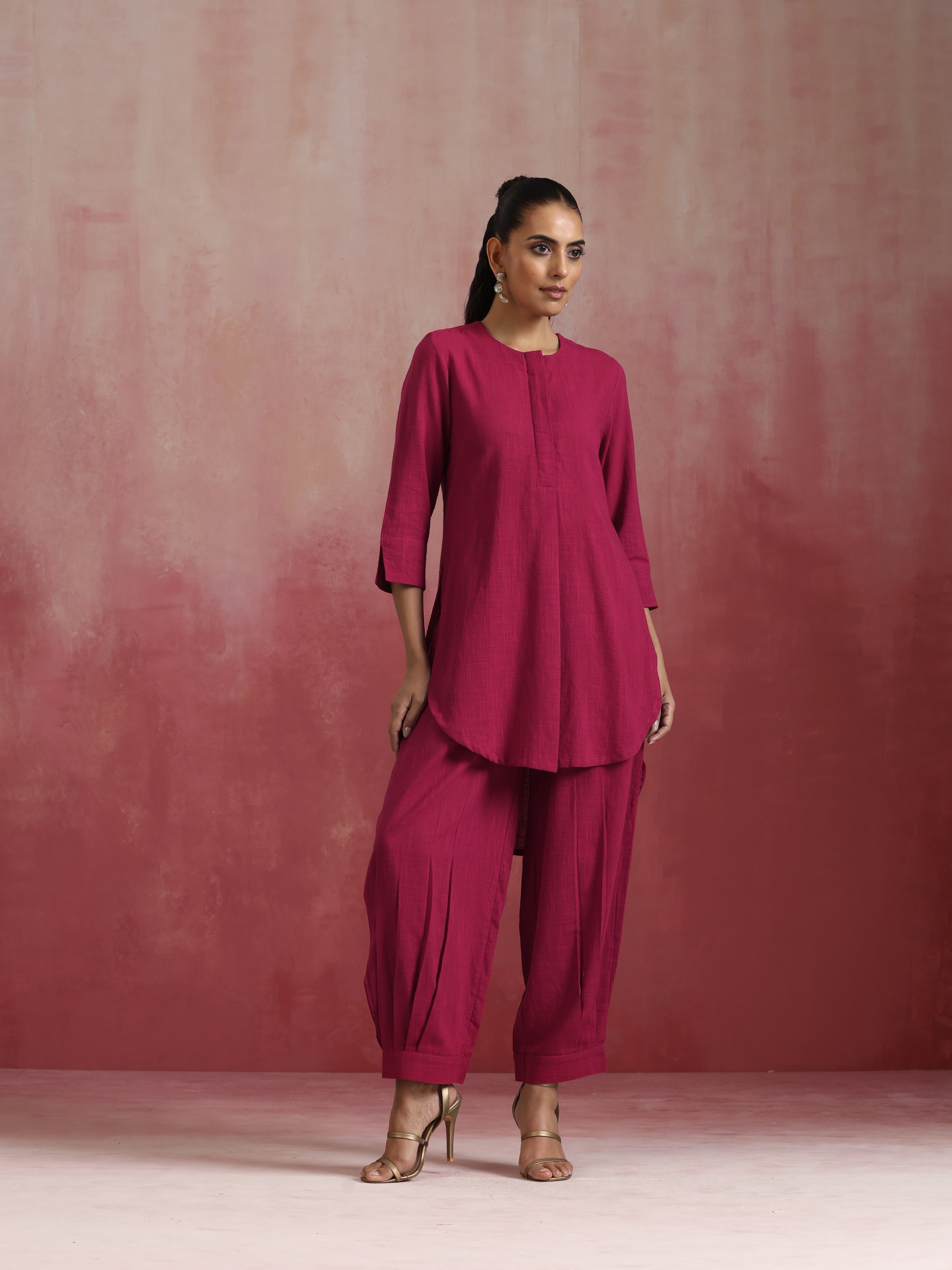 trueBrowns Magenta Cotton Kurta Co-ord set