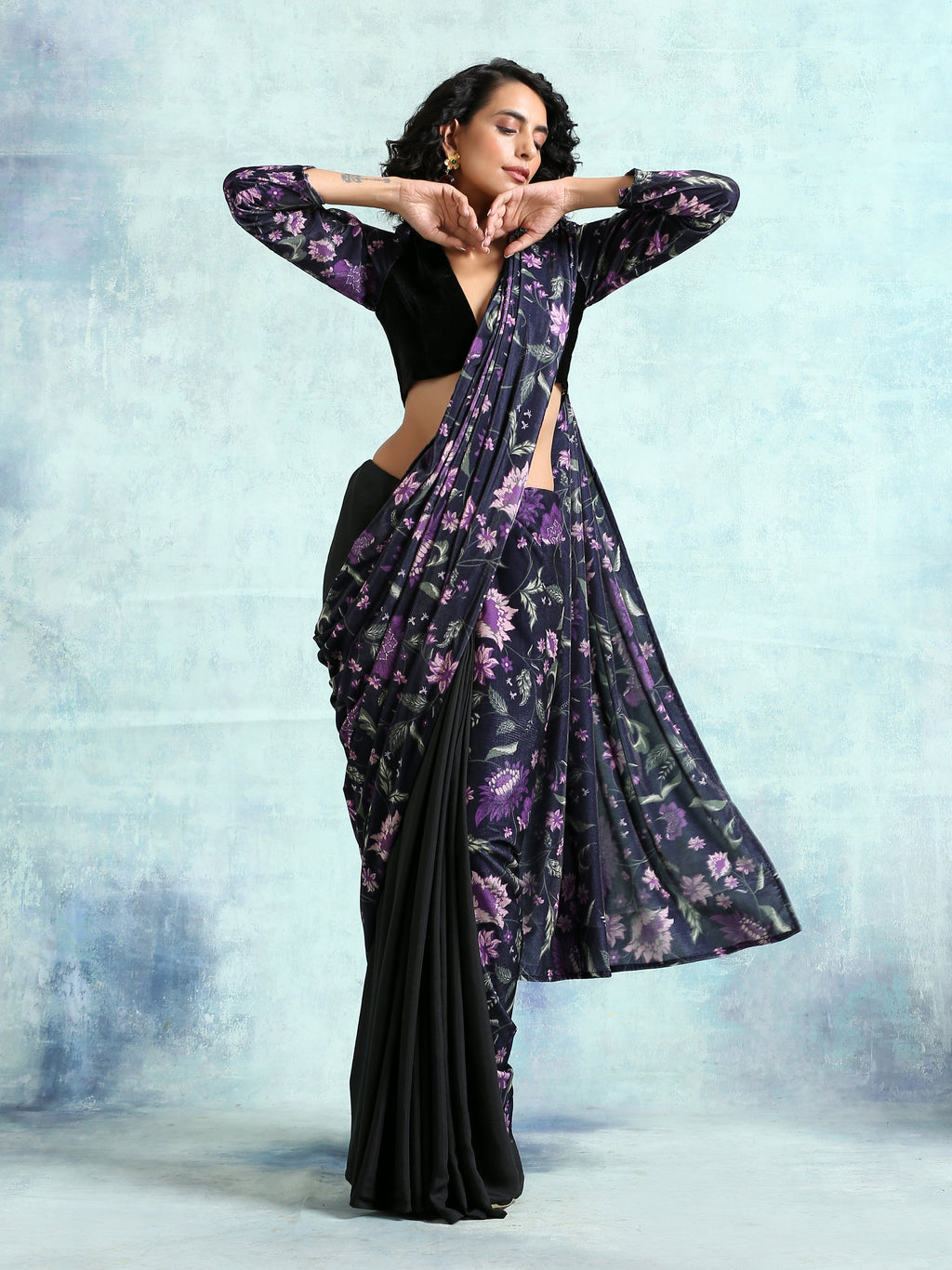 trueBrowns Black Printed Velvet Ready to Wear Saree