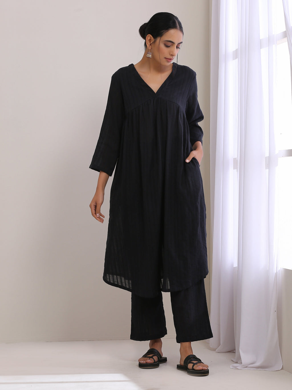 trueBrowns Black Dobby Flared Slit Kurta Pant Set