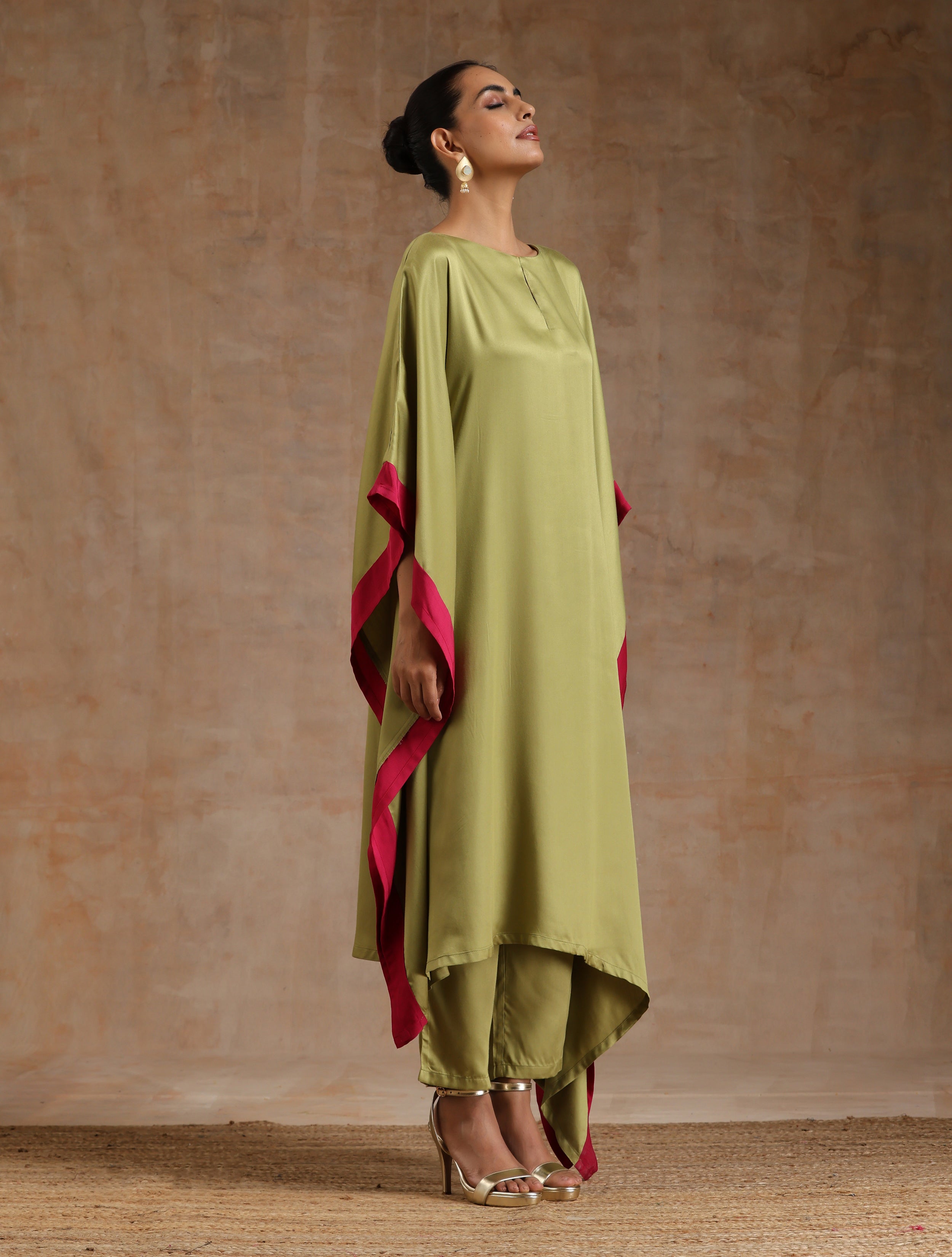 trueBrowns Light Green Modal Satin High-Low Kaftan Kurta Set