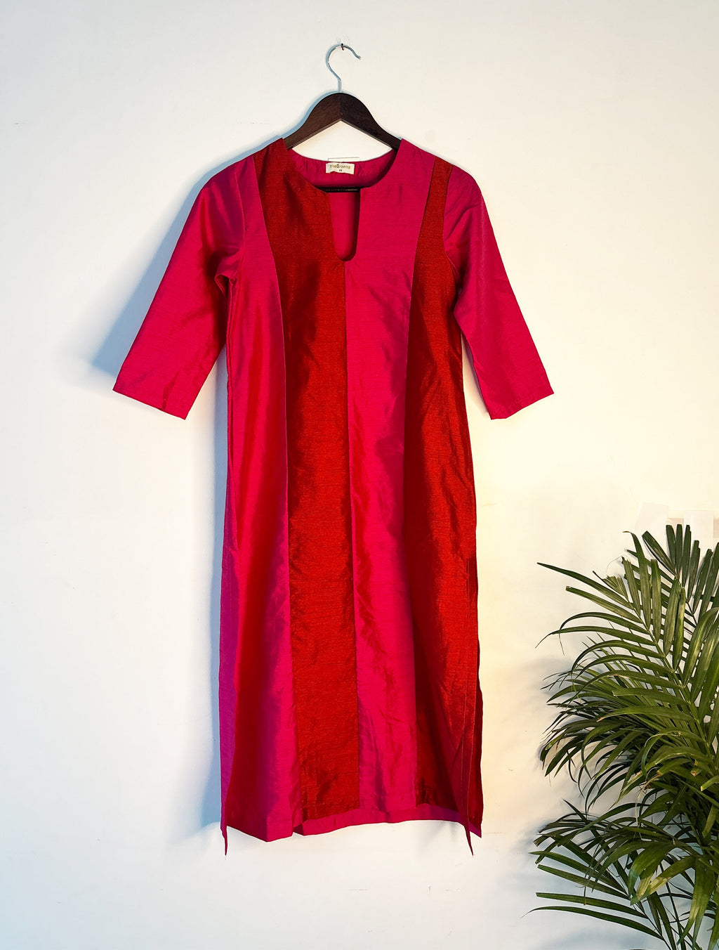 trueBrowns Pink Metallic Kurta