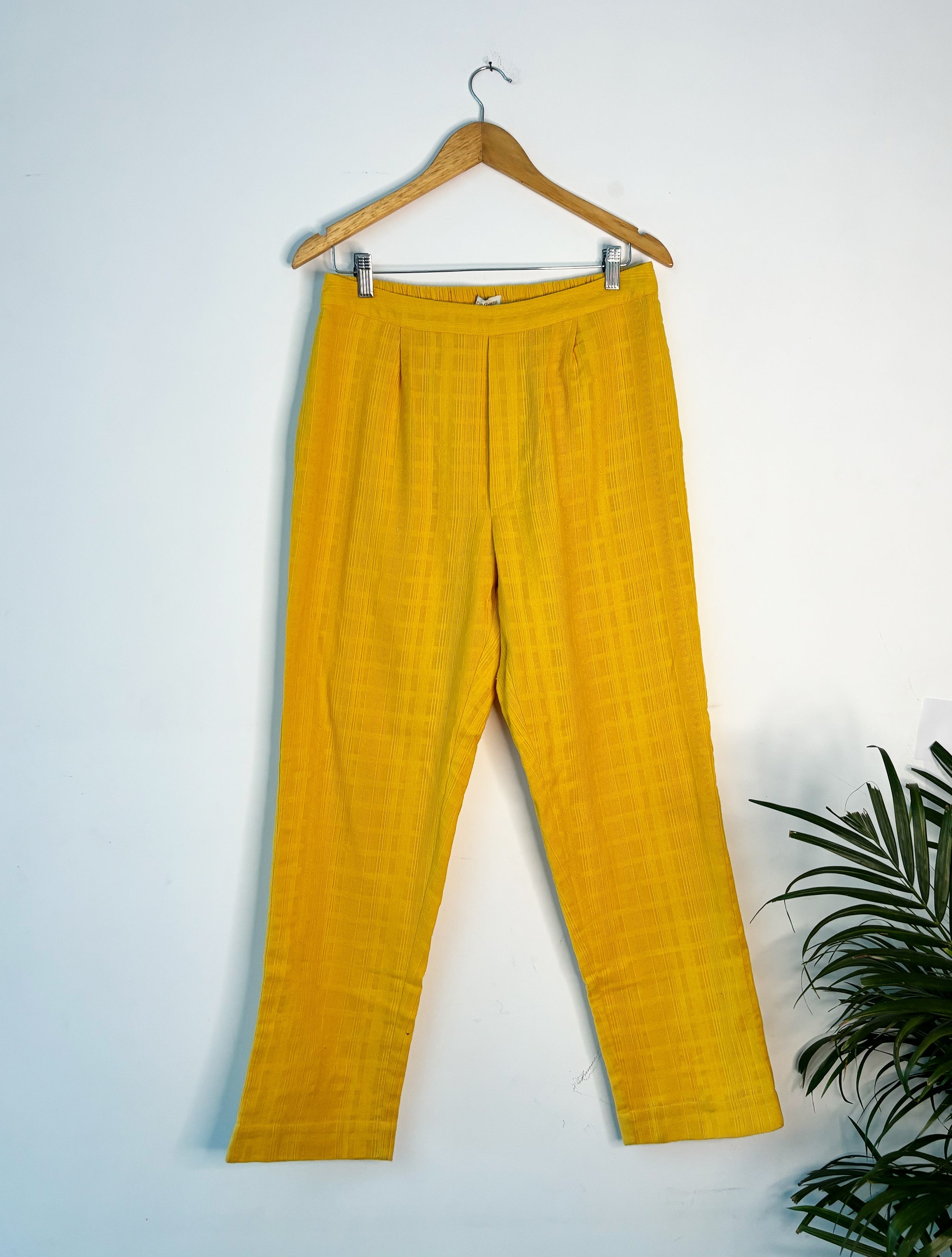 trueBrowns Mustard Gauze Dobby Pant