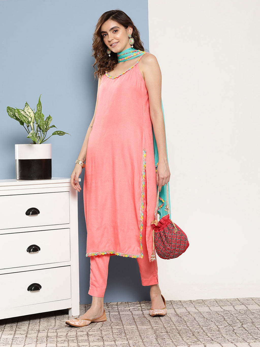 InWeave Women's Pink Lace Work Straight Strappy Kurta Set With Turquoise Chiffon Dupatta
