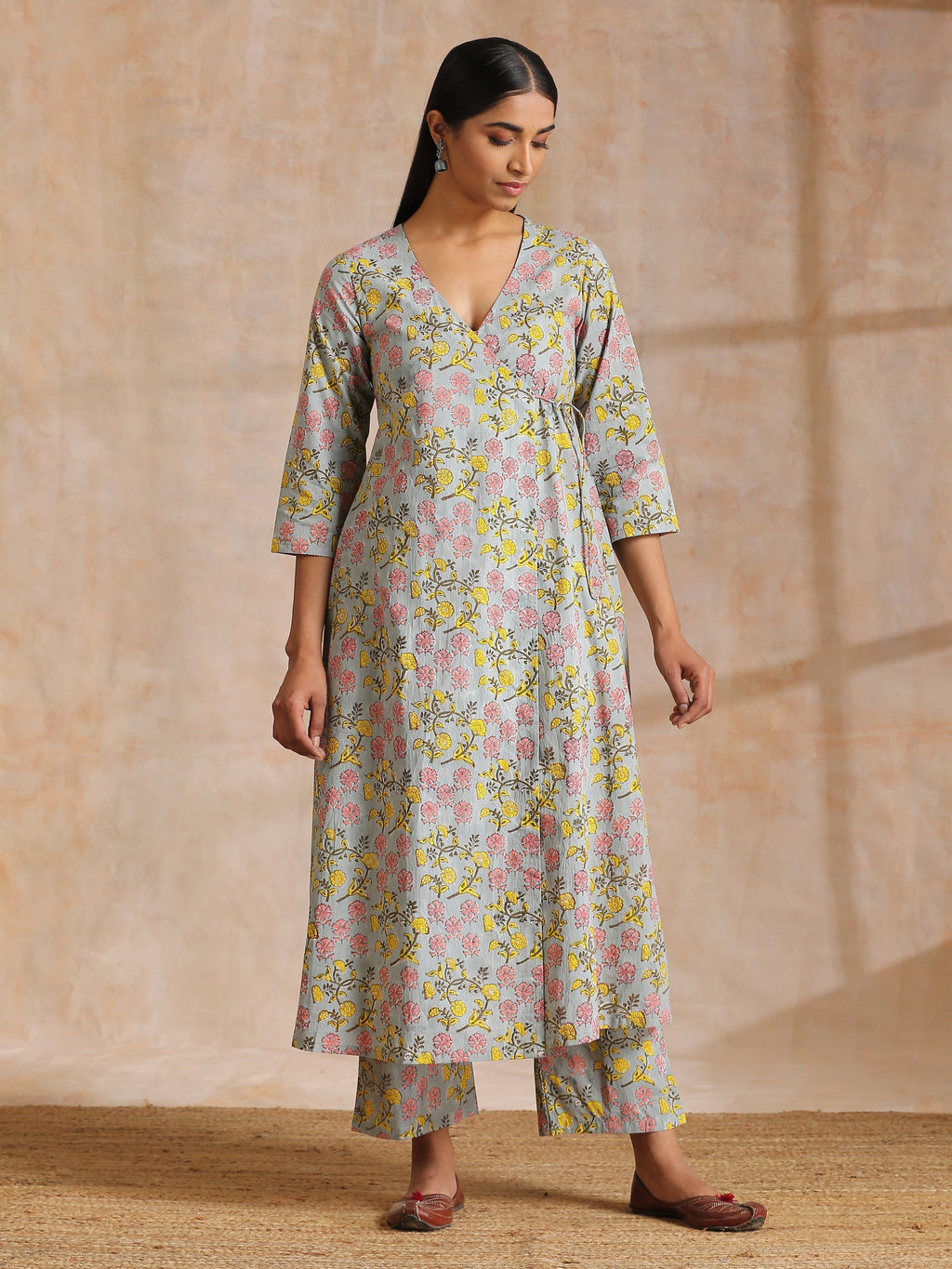 trueBrowns Grey Overall Floral Block Print Cotton Angrakha Kurta Pant Set