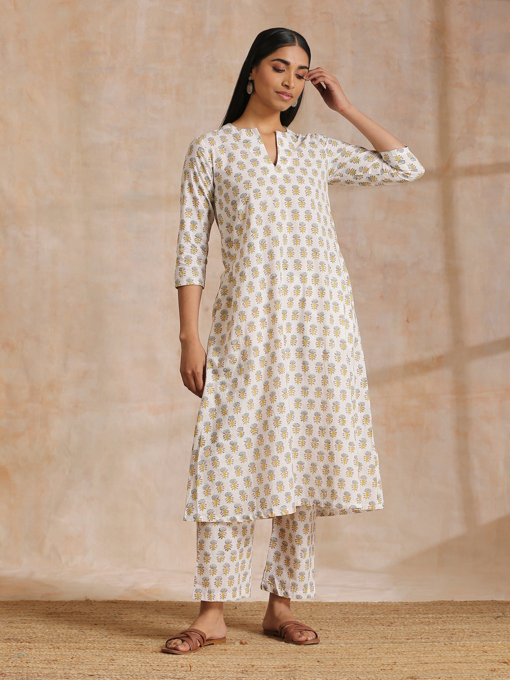 trueBrowns Multi Color Floral Booti Print Cotton Flared Kurta Pant Set