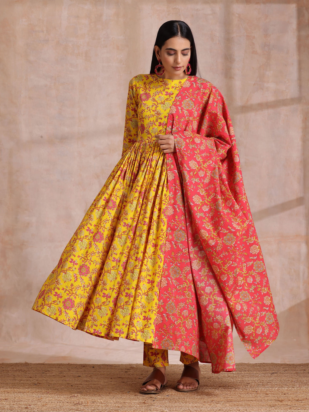 trueBrowns Sunshine Yellow Overall Floral Block Print Cotton Kurta Pant Dupatta Set