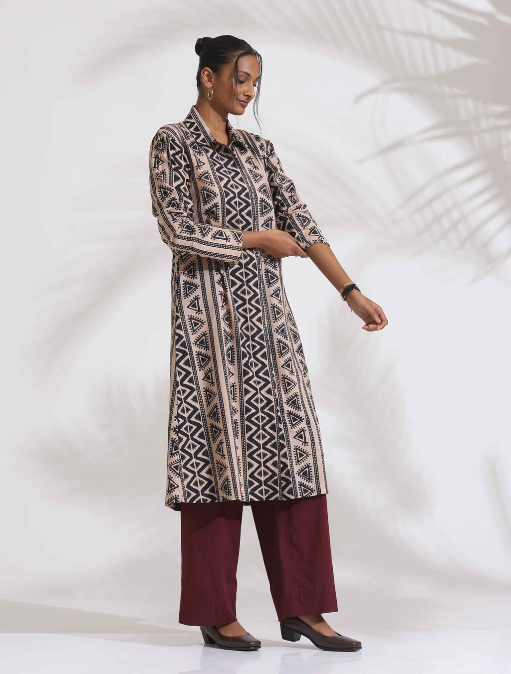 trueBrowns Beige Cotton Geometric Print Shirt Kurta Set