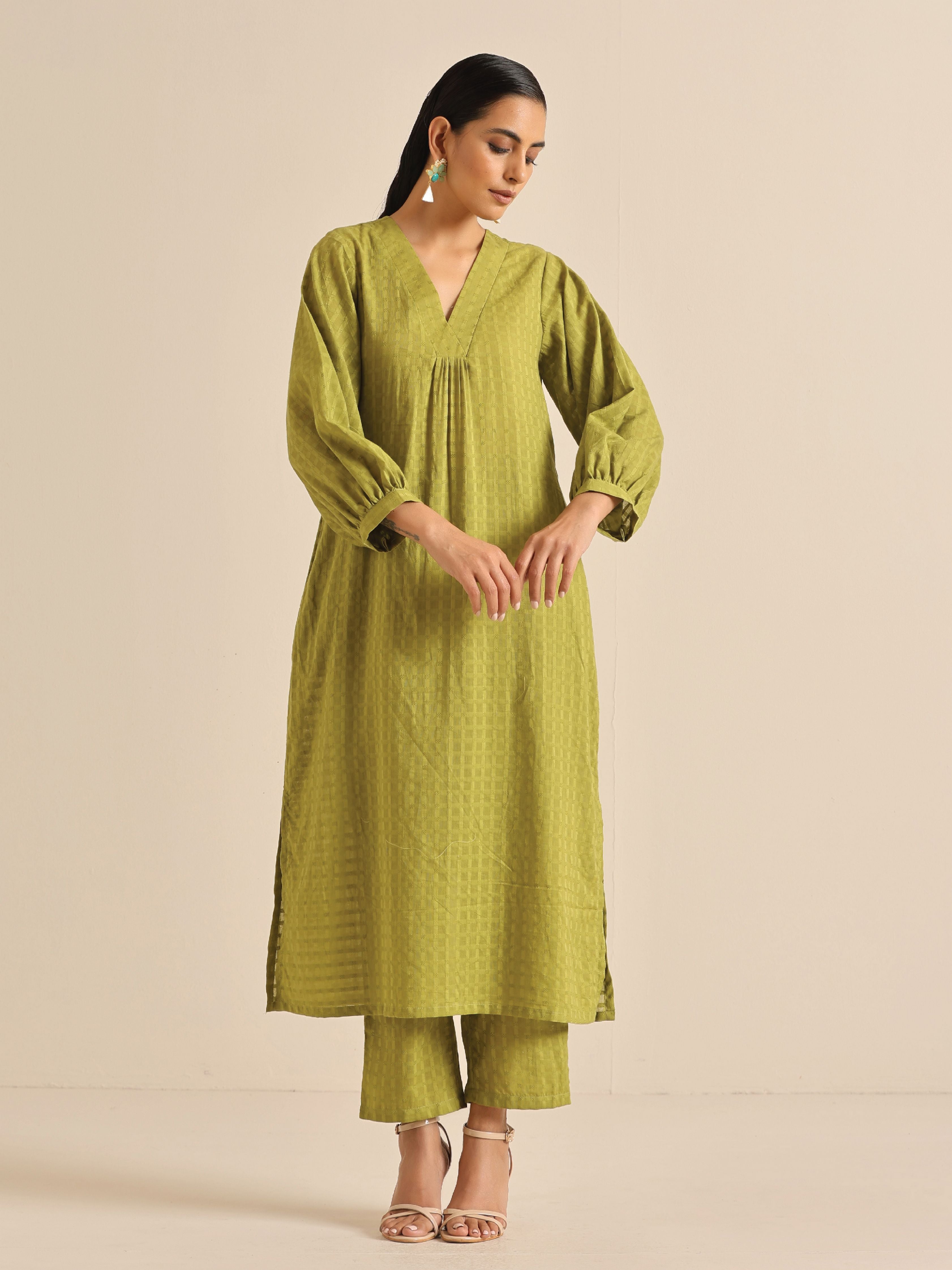 trueBrowns Fresh Green Dobby Puff Sleeve Kurta Pant Set