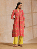 trueBrowns Flamingo Pink Overall Floral Block Print Cotton Slit Kurta Pant Set