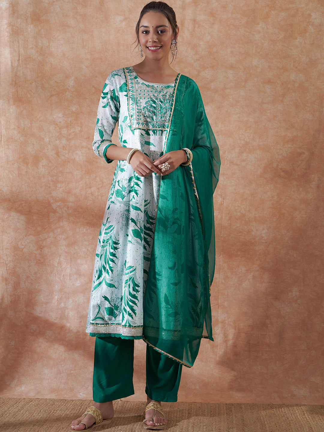 InWeave Women's White Teal Lurex Leaf Print Patch Gota Kurta Set W Teal Dupatta