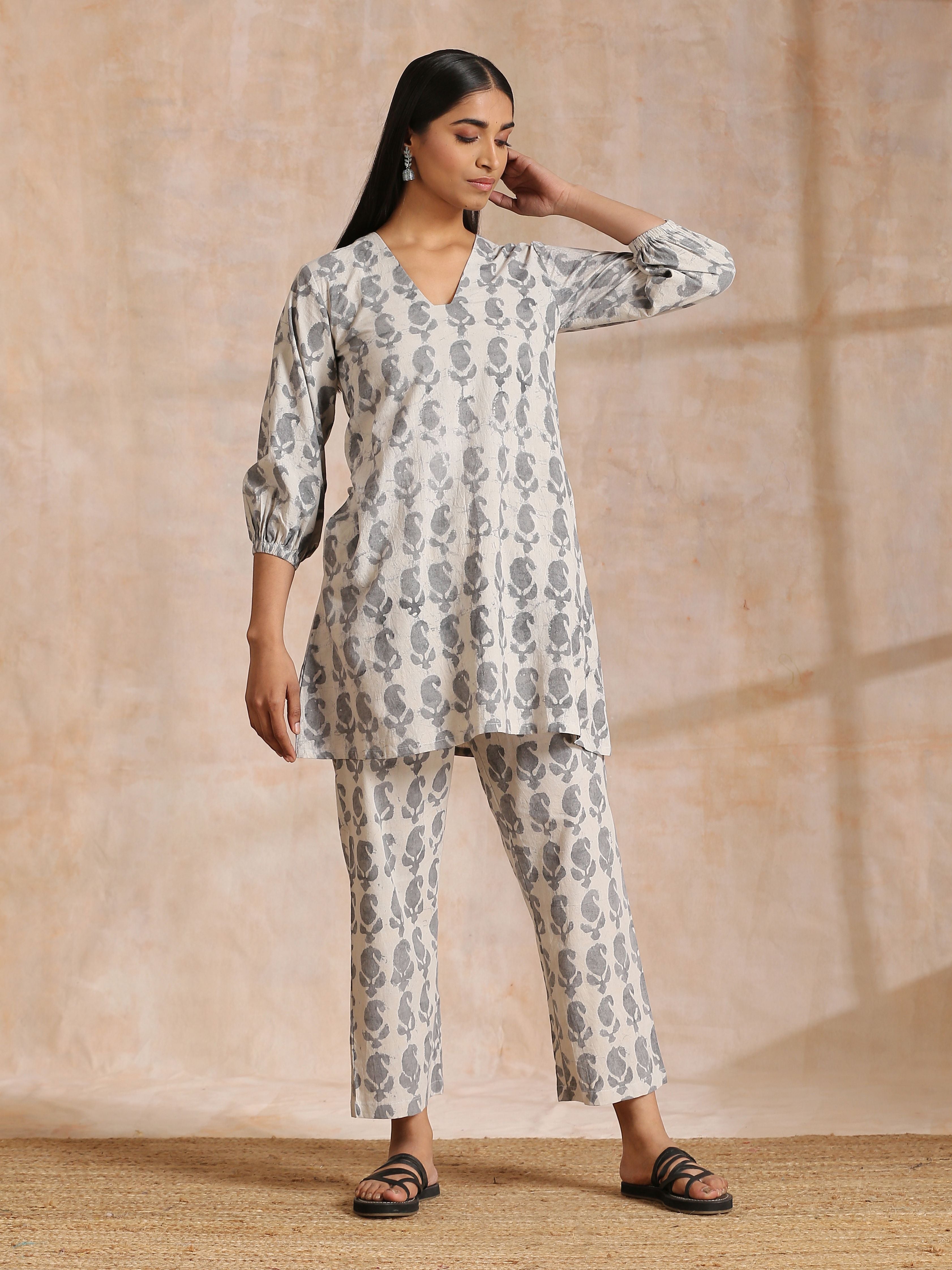trueBrowns Grey Dabu Buta Print Cotton V-Square Neck Co-Ord Set