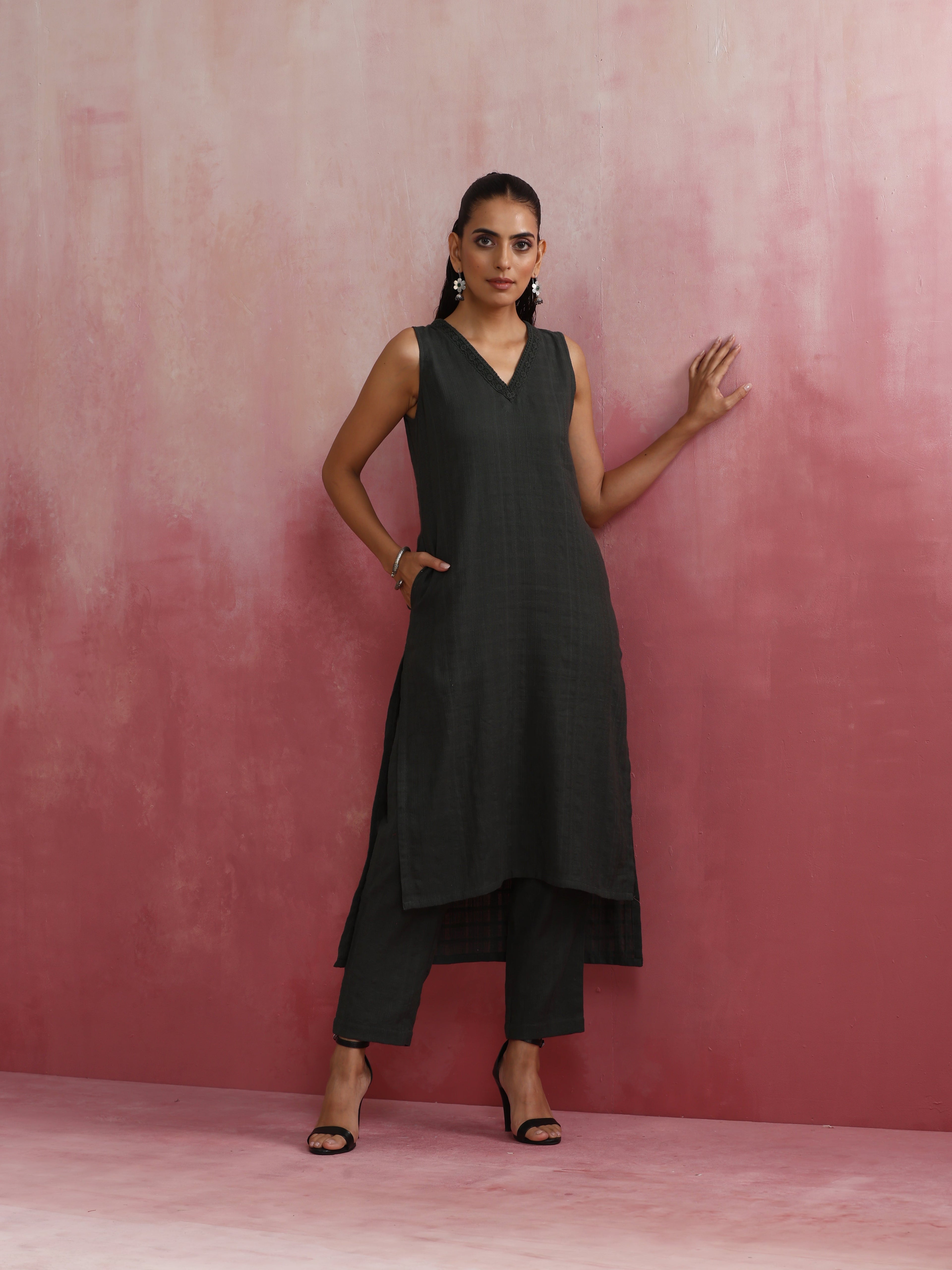 trueBrowns Dark Olive Green Cotton Dobby Kurta Set