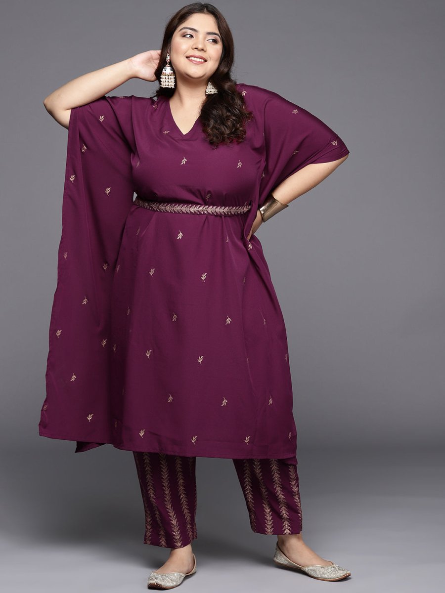 Ahalyaa Plus Size Floral Printed Kaftan Kurta with Trousers