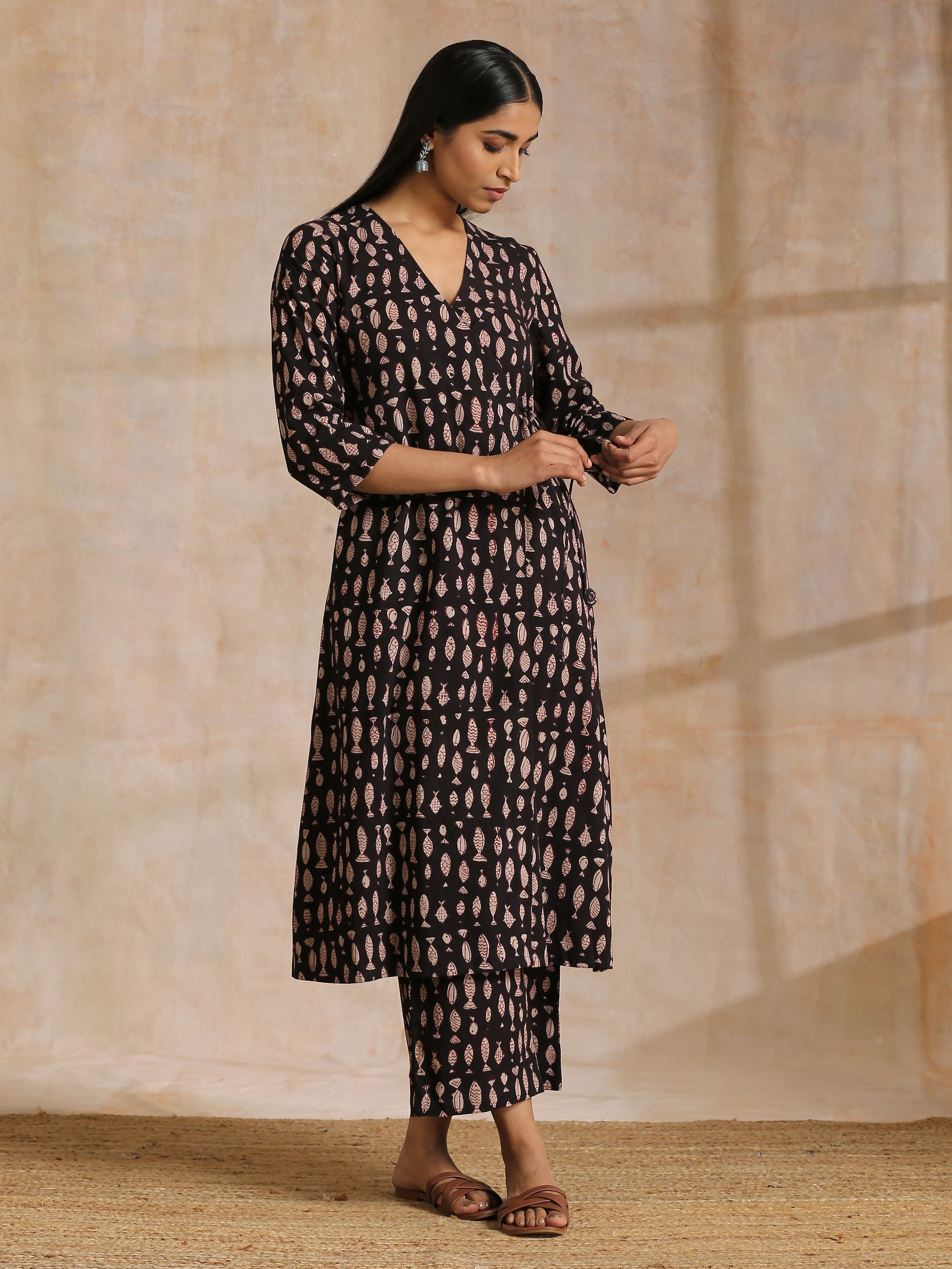 trueBrowns Black Fish Bagru Print Cotton Angrakha Pant Set