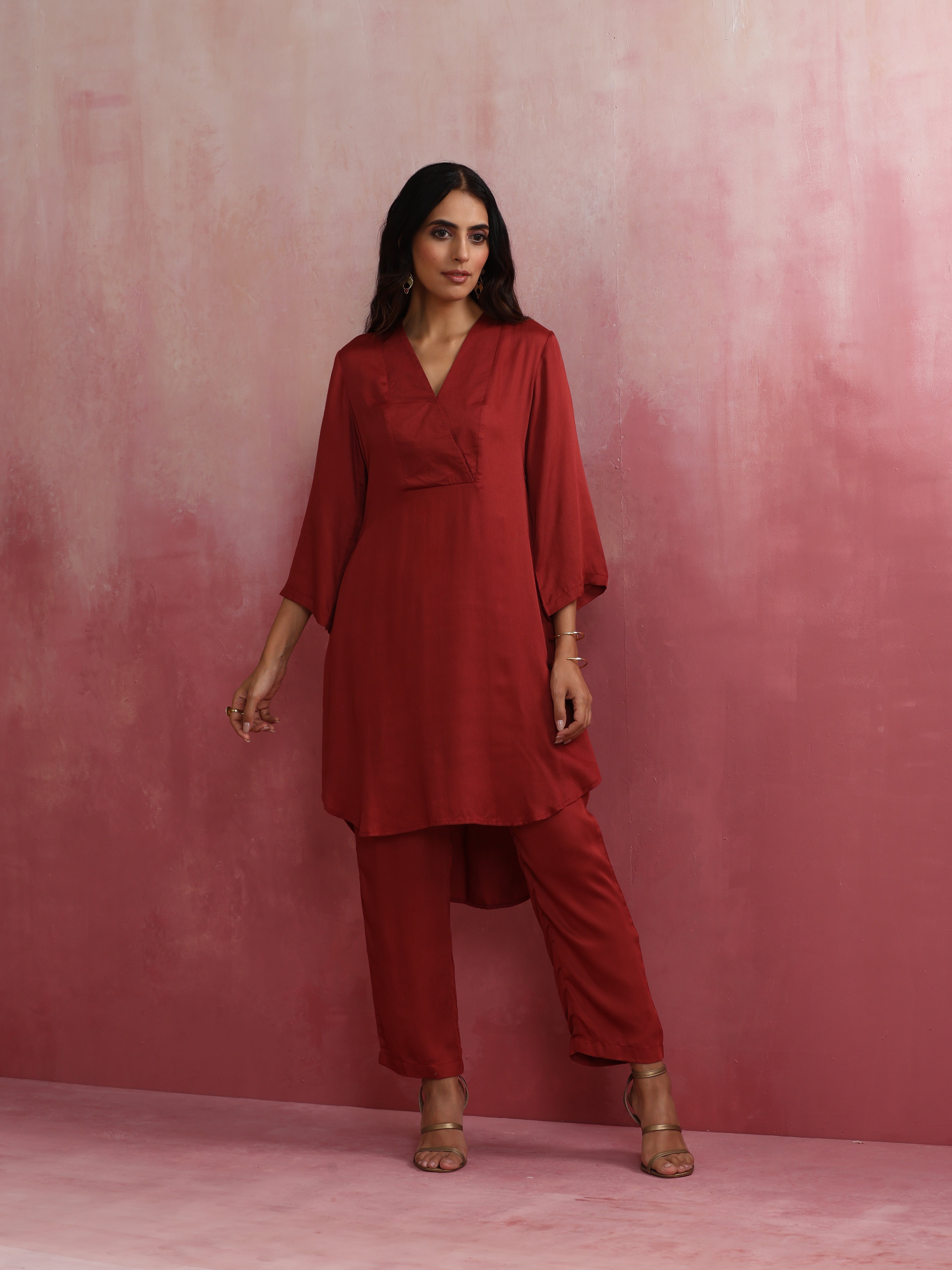 trueBrowns Maroon Modal V Neck Kurta Co-ord Set