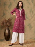 InWeave Women's Burgundy Maroon Print V Neck Lace Work Straight Kurta