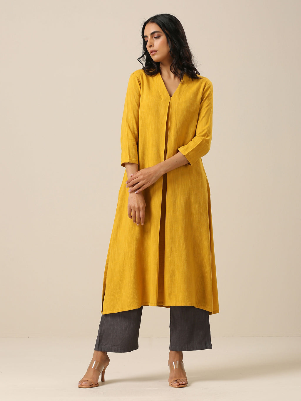 trueBrowns Mustard Yellow Slub Texture Neck Pleat Kurta Pant Set