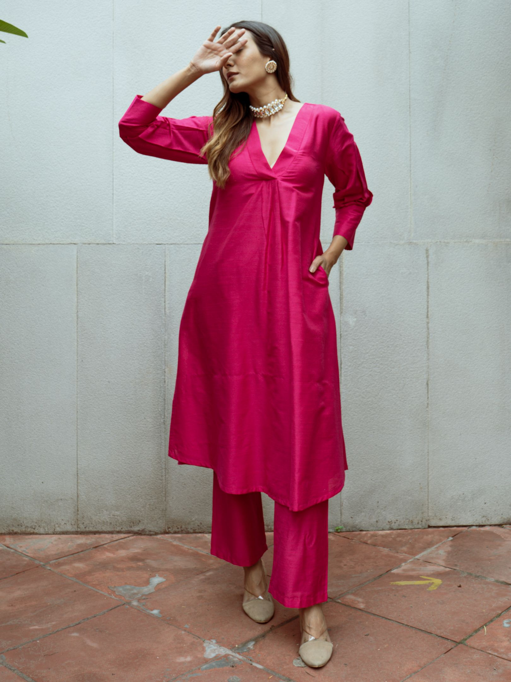 trueBrowns Pink Dupion Silk Puff Sleeve Kurta Pant Set