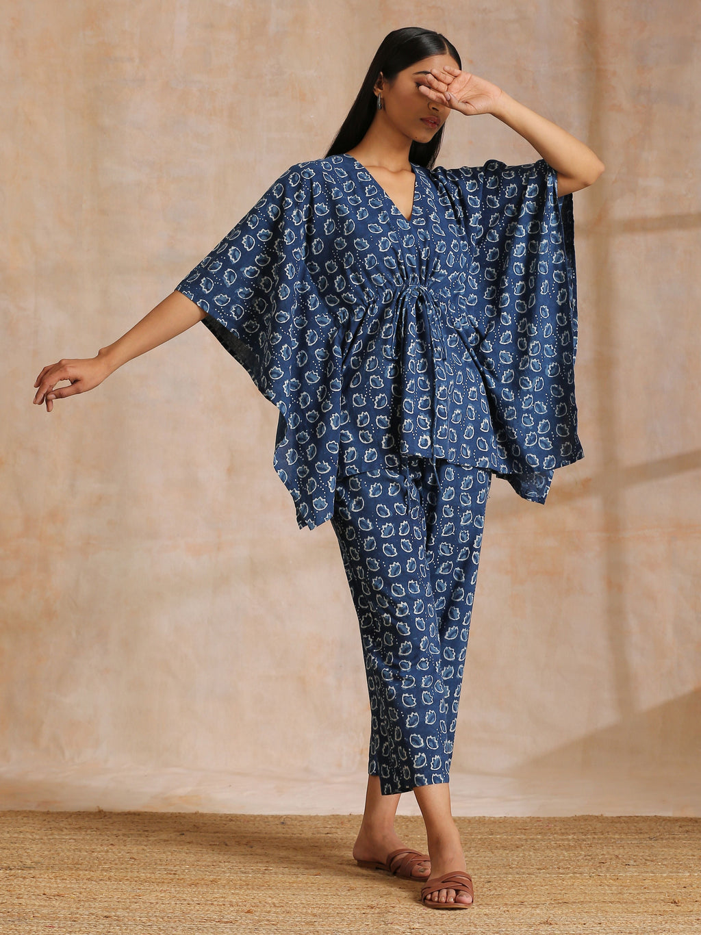 trueBrowns Indigo Dabu Floral Print Cotton Kaftan Co-Ord Set