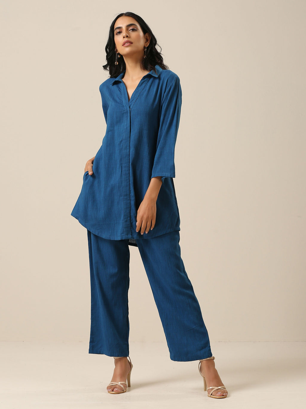 trueBrowns Classic Blue Slub Texture Collar Short Co-Ord Set