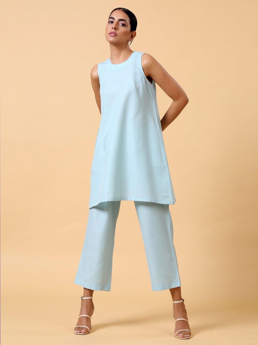 trueBrowns Cotton Linen Light Blue Sleeveless Co-Ord Set | Relove