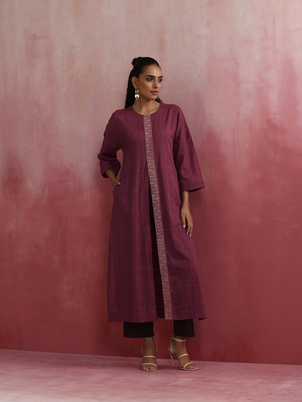 trueBrowns Mauve Cotton Dobby Front Slit Kurta Set