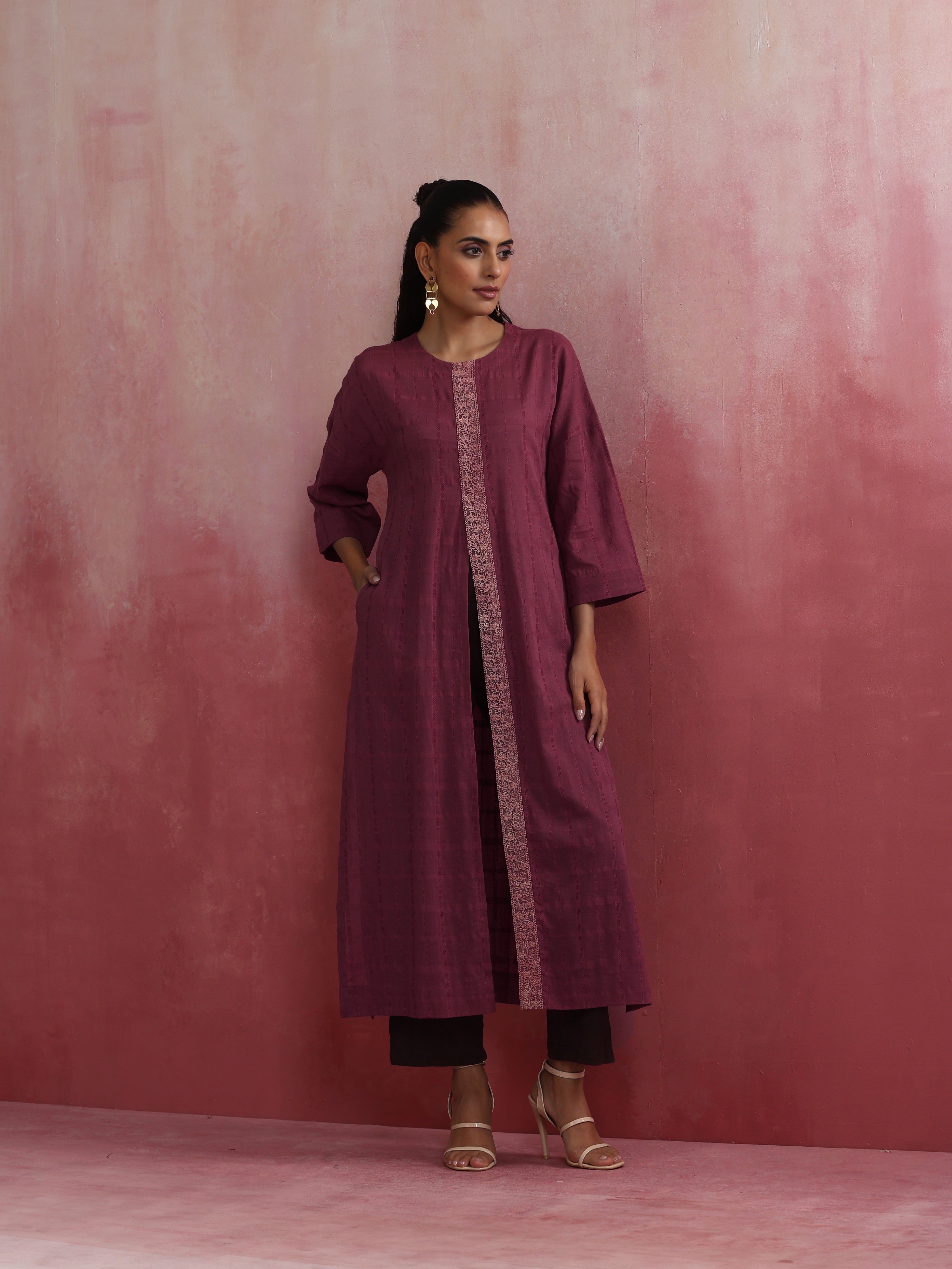 trueBrowns Mauve Cotton Dobby Front Slit Kurta Set