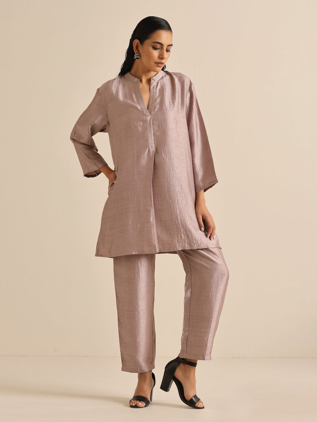 trueBrowns Grey Silk Texture Relaxed Co-Ord Set
