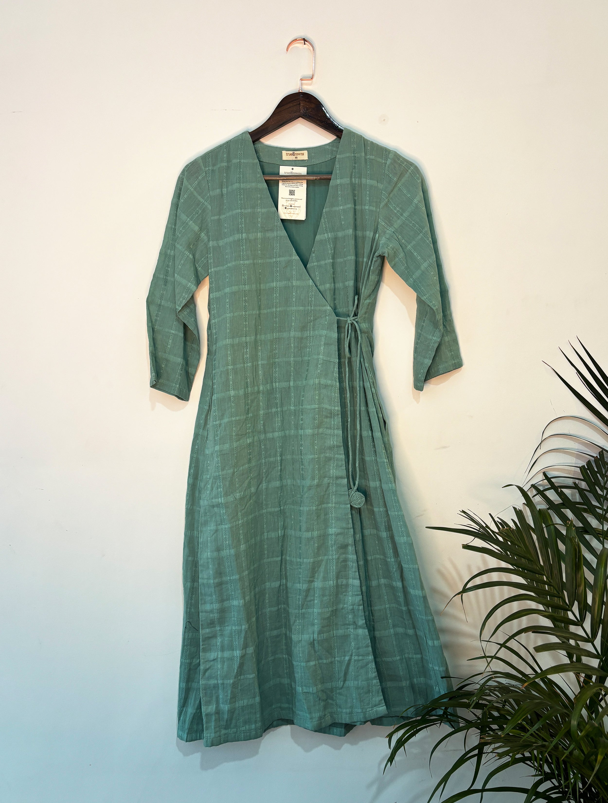 trueBrowns Blue Square Dobby Kurta Set