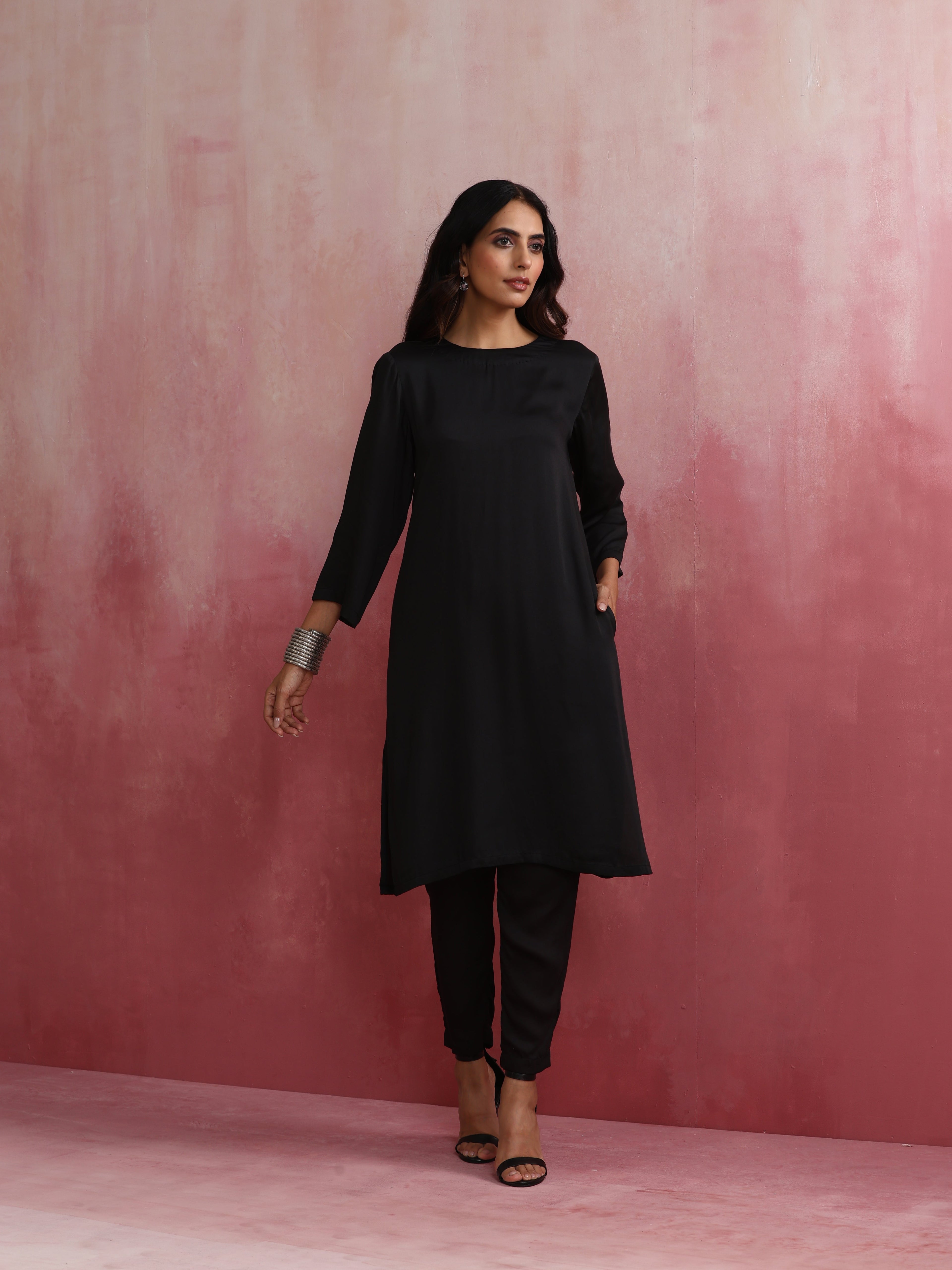 trueBrowns Black Modal Round Neck Kurta Co-ord Set