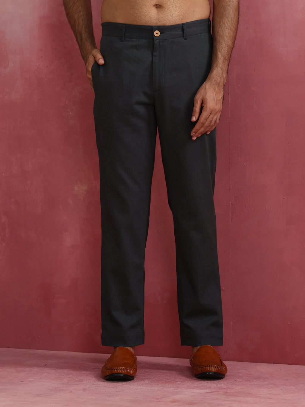 trueBrowns Men's Charcoal grey Cotton Twill Pants